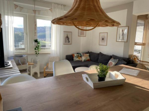 FeWo Dorfblick mit 2 SZ, WLAN, Balkon & Ski- oder eBike Keller
